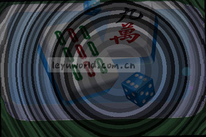 绿茵场上球员挥汗如雨